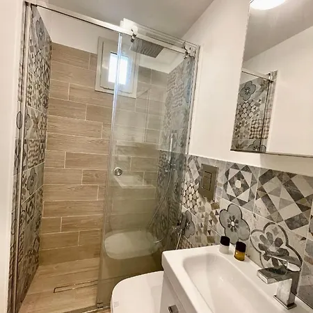 Luxury Vintage Flooring - Balcony Apartment Palermo